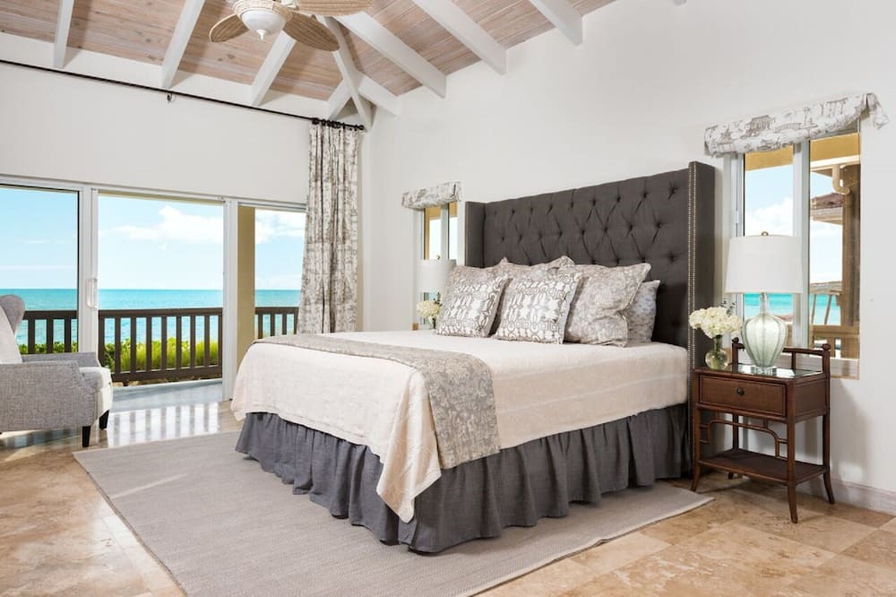 Photo of Bedroom in Venetian Road Settlement
