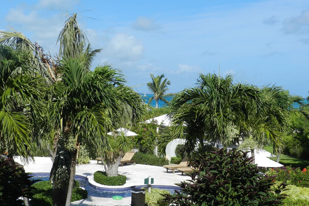 Photo of Outdoor in Grace Bay
