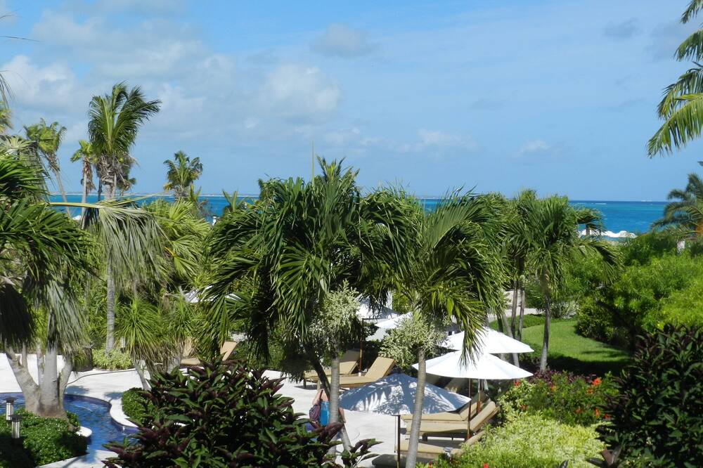 Photo of Others in Grace Bay