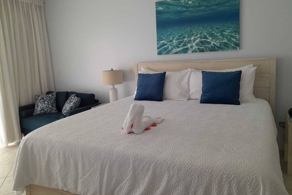 Photo of Bedroom in Grace Bay
