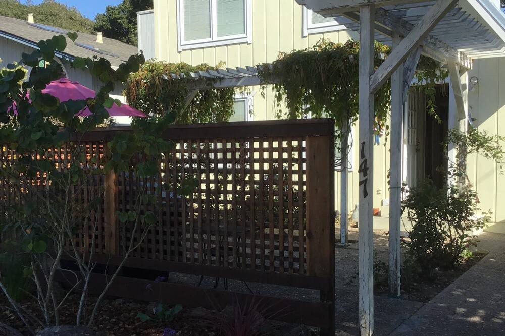 Photo of Others in Aptos