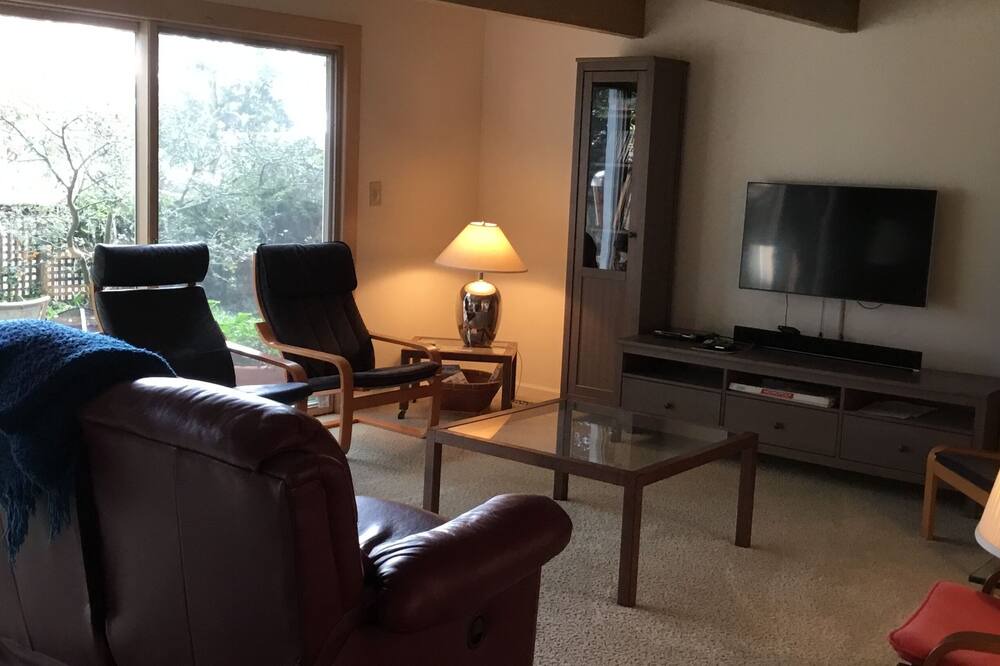 Photo of Livingroom in Aptos