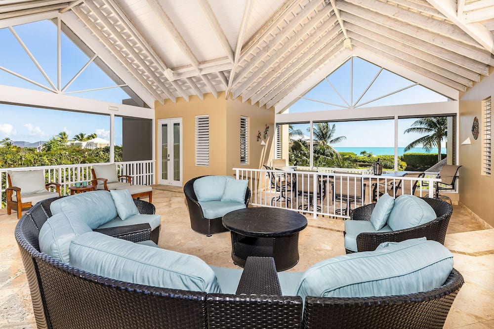 Photo of Patio Balcony in Long Bay Hills
