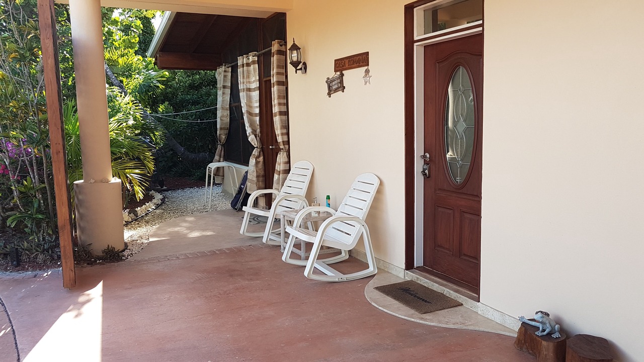 Photo of Patio Balcony in Leeward Settlement