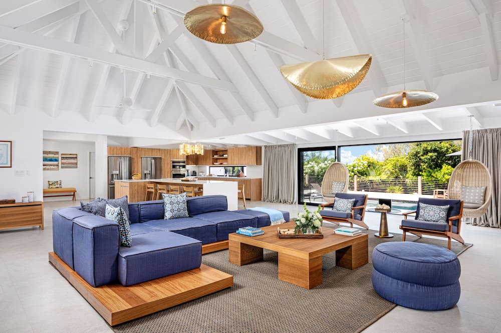 Photo of Livingroom in Ocean Point