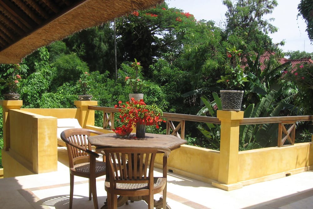 Photo of Patio Balcony in Dyanapura