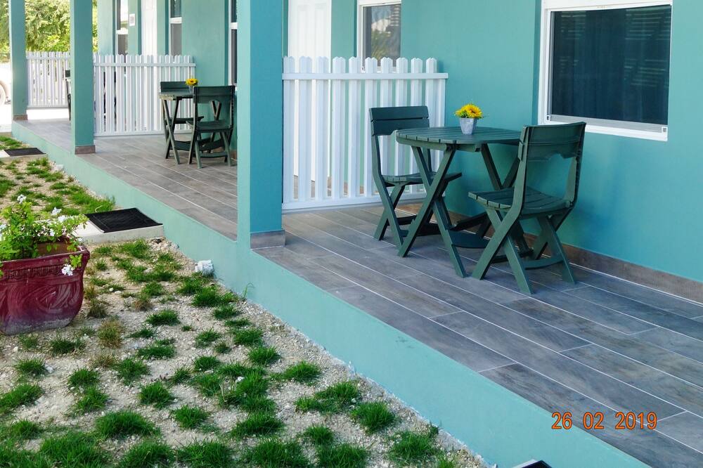 Photo of Patio Balcony in Wheeland Settlement