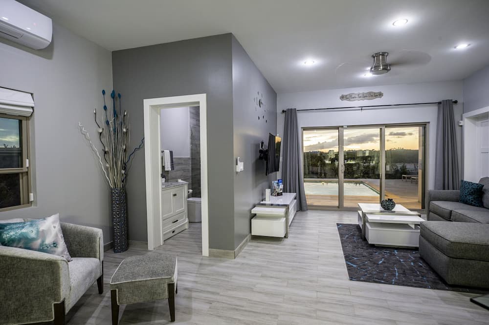 Photo of Bathroom in Long Bay