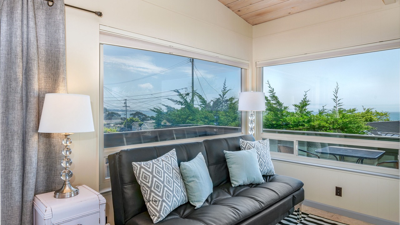 Photo of Livingroom in Aptos
