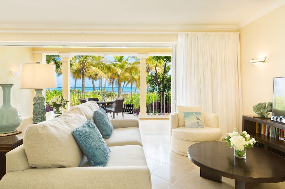 Photo of Livingroom in Grace Bay