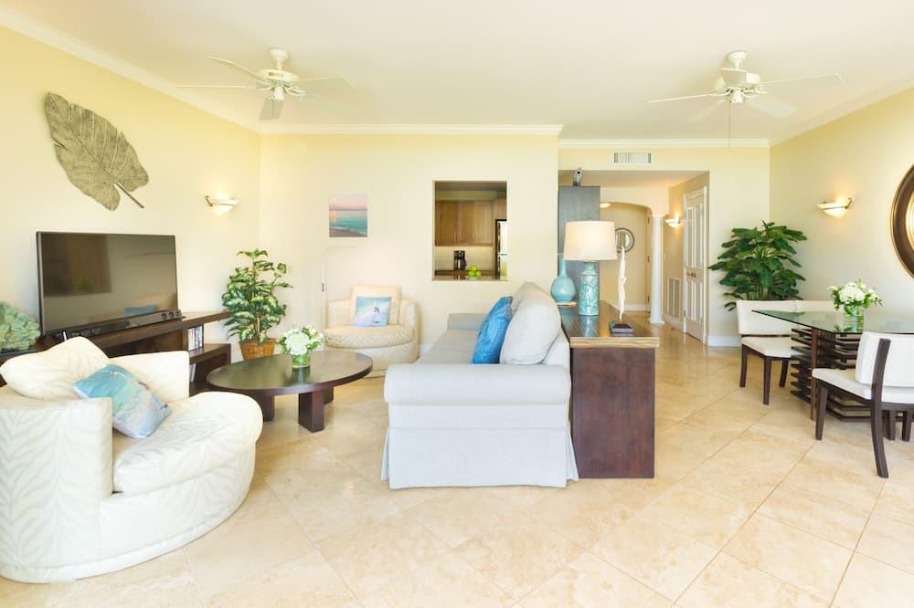 Photo of Livingroom in Grace Bay