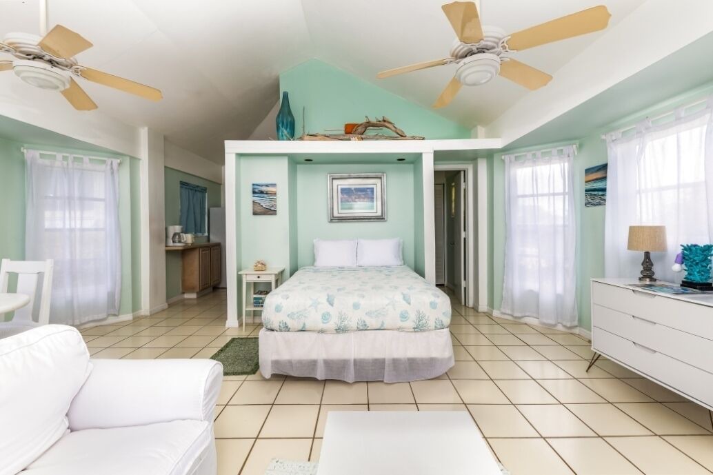 Photo of Bedroom in Conch Bar