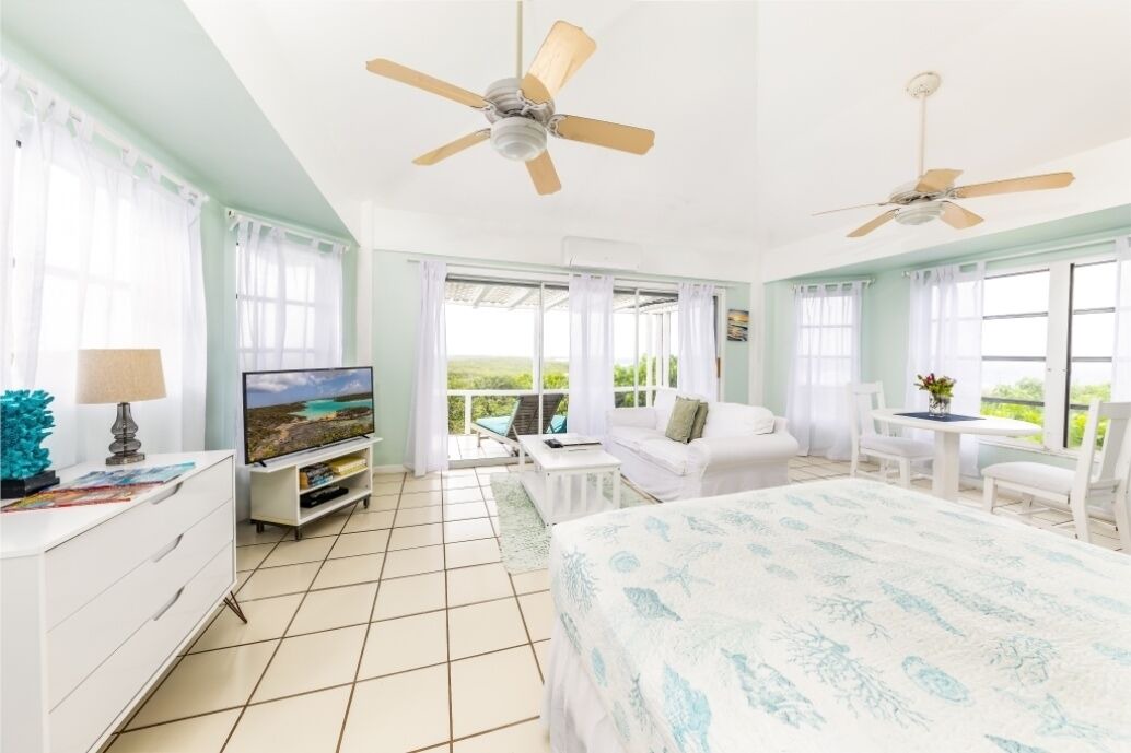 Photo of Bedroom in Conch Bar