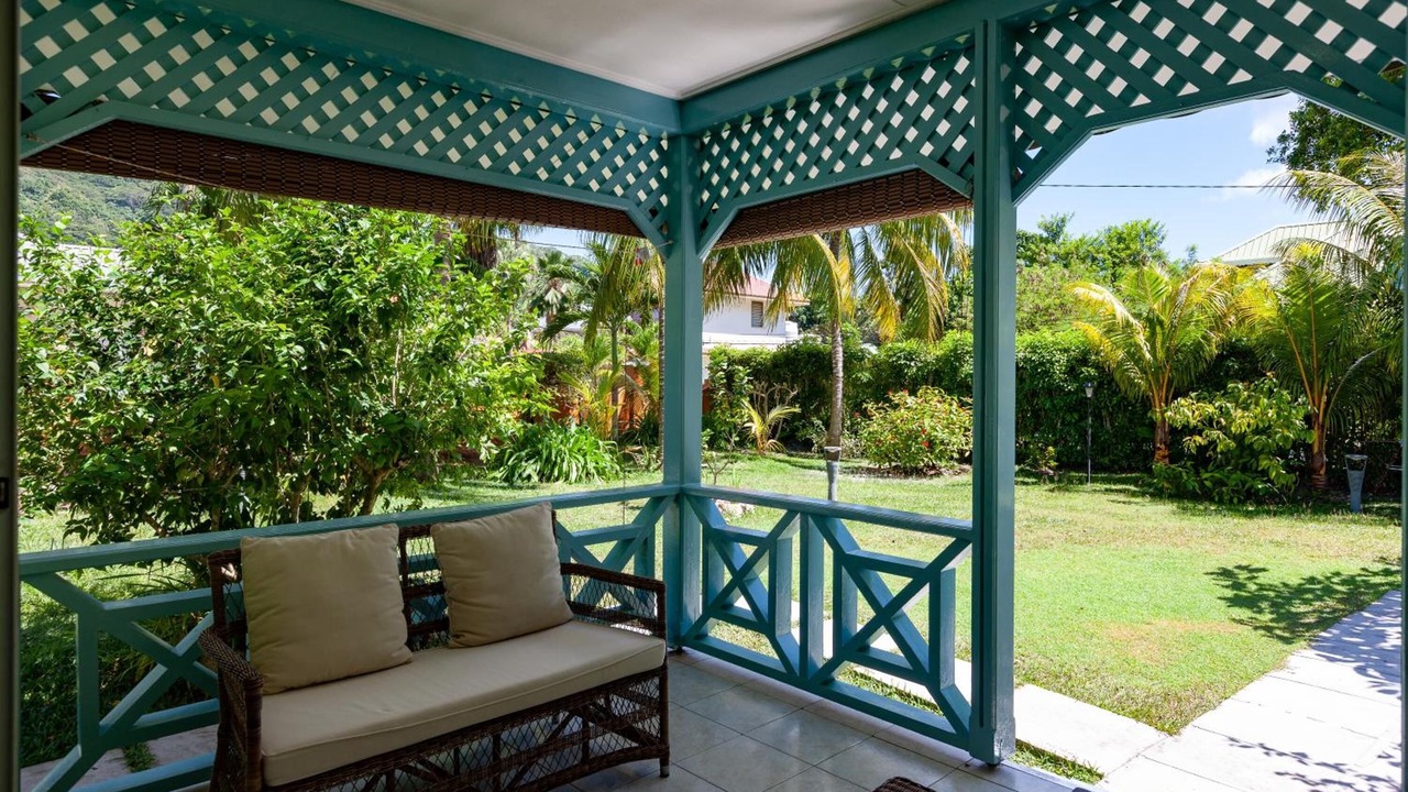 Photo of Patio Balcony in La Passe