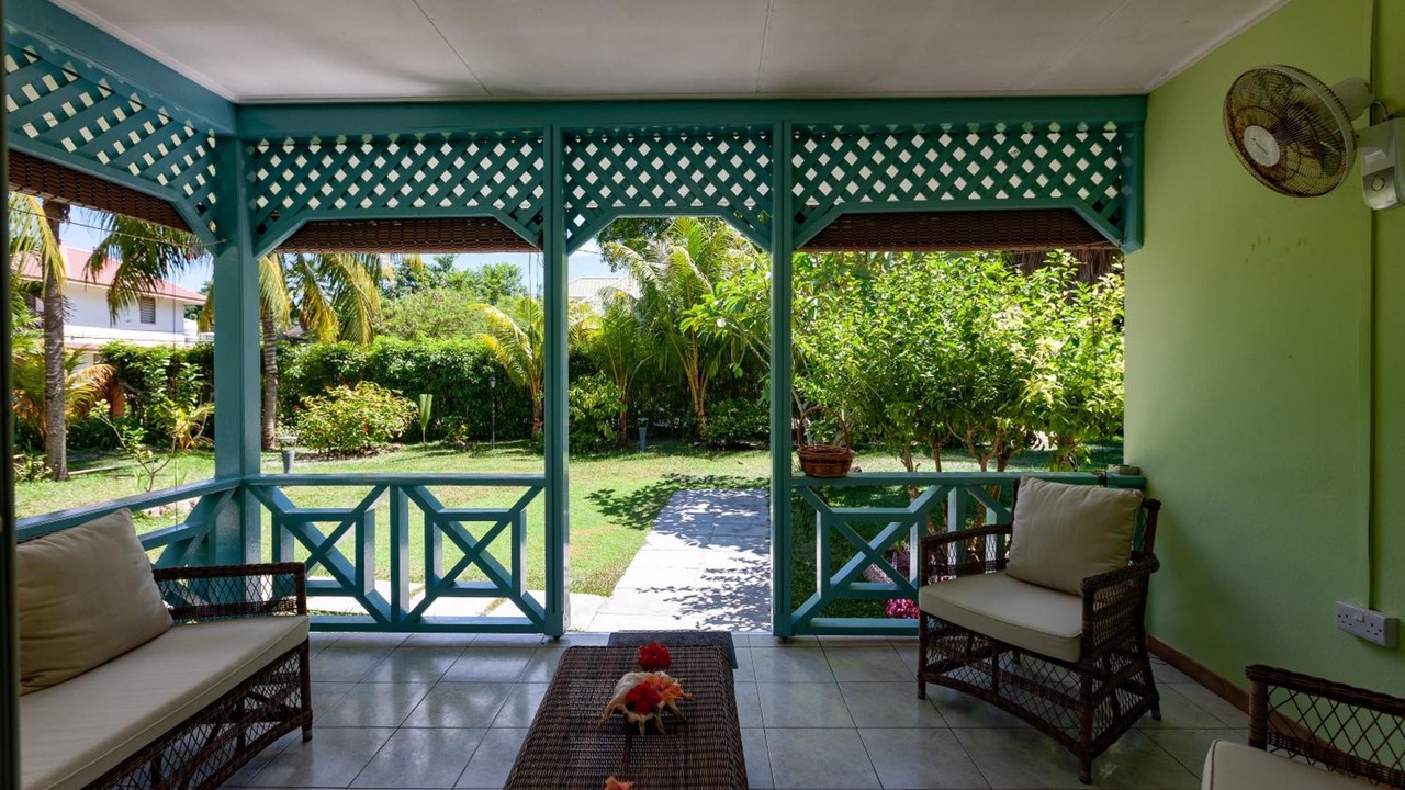 Photo of Patio Balcony in La Passe