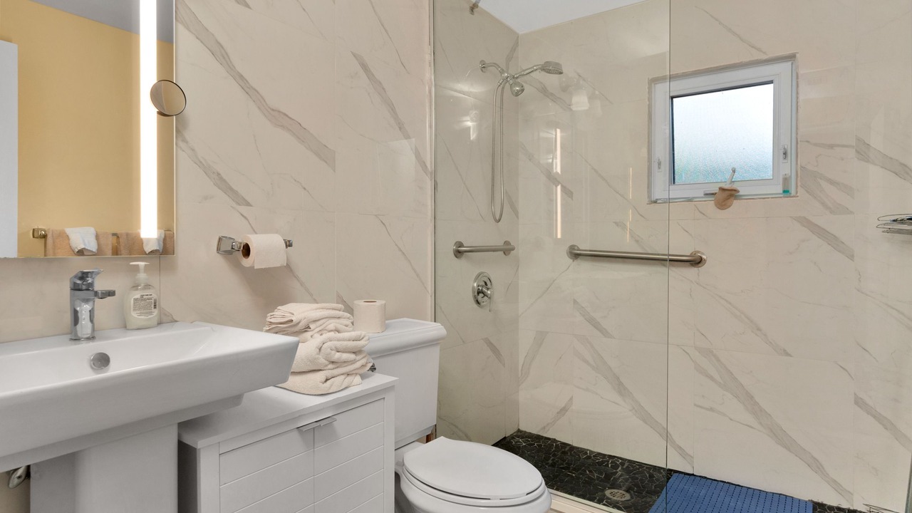 Photo of Bathroom in Grace Bay