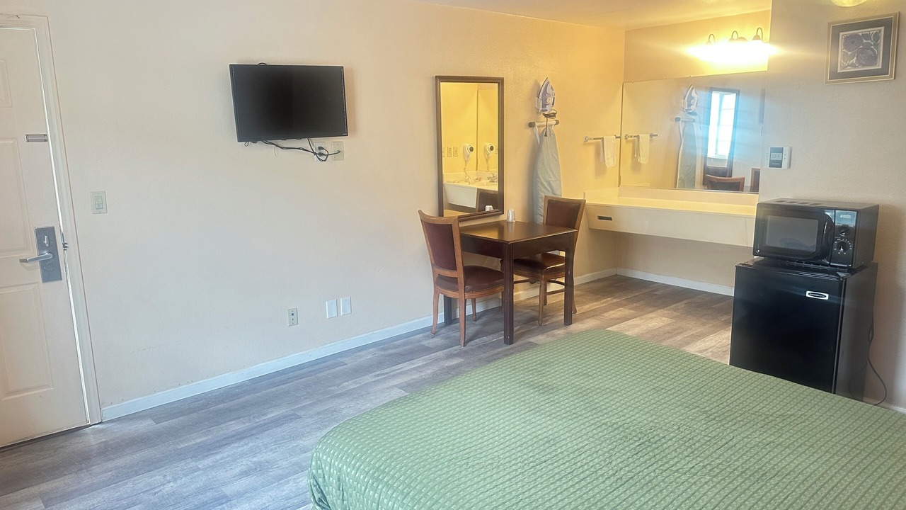 Photo of Bedroom in Watsonville