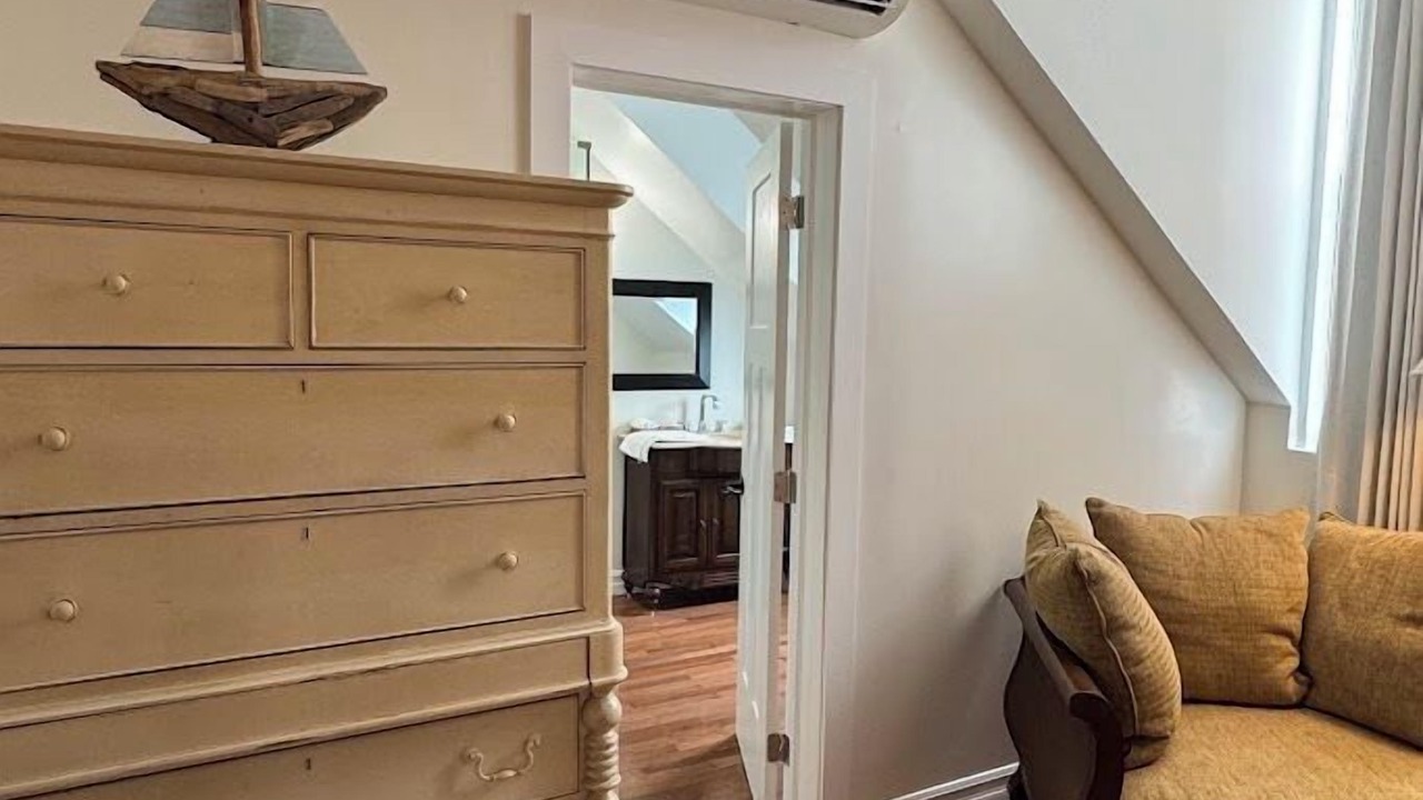 Photo of Bedroom in Cockburn Town