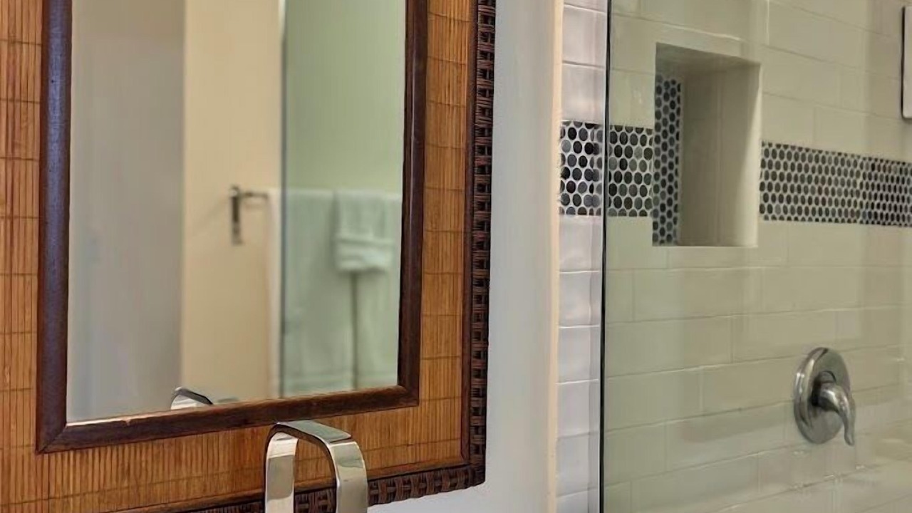 Photo of Bathroom in Cockburn Town