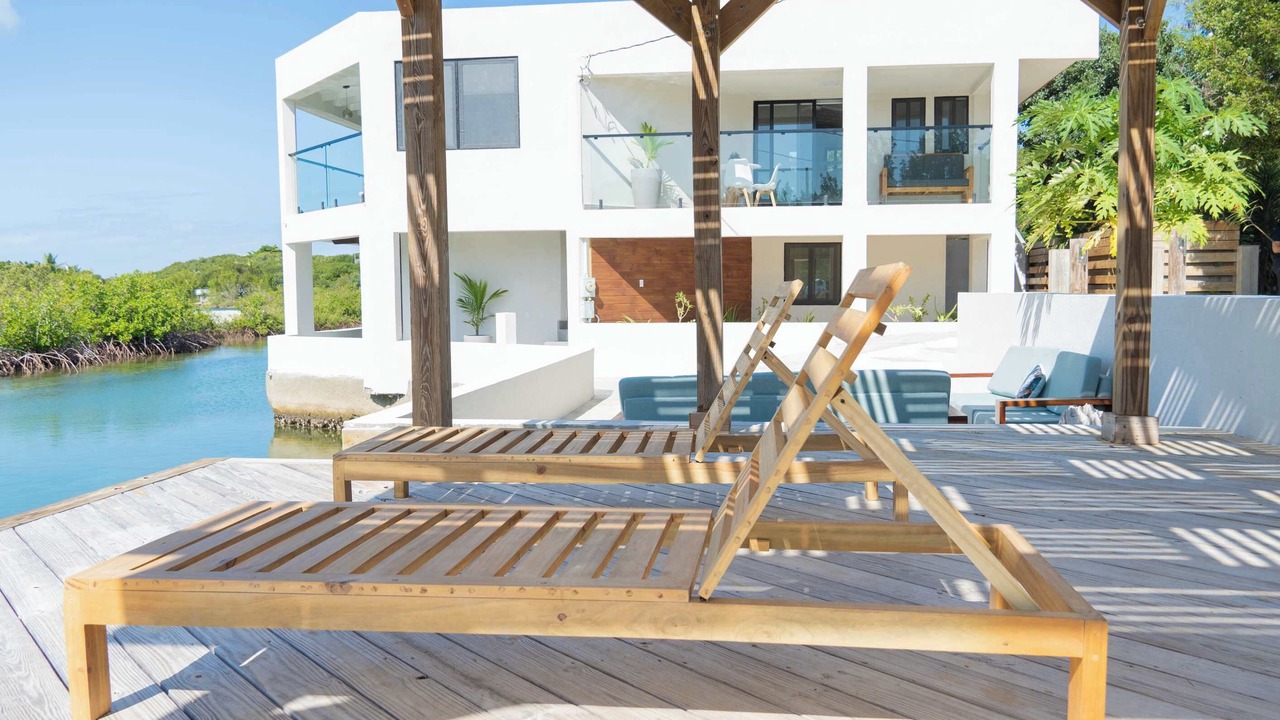 Photo of Patio Balcony in Venetian Road Settlement