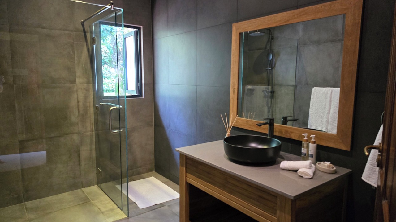 Photo of Bathroom in Mahe Island