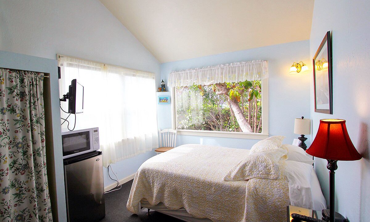 Photo of Bedroom in Eastside Santa Cruz