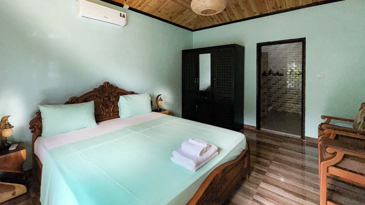 Photo of Bedroom in La Passe
