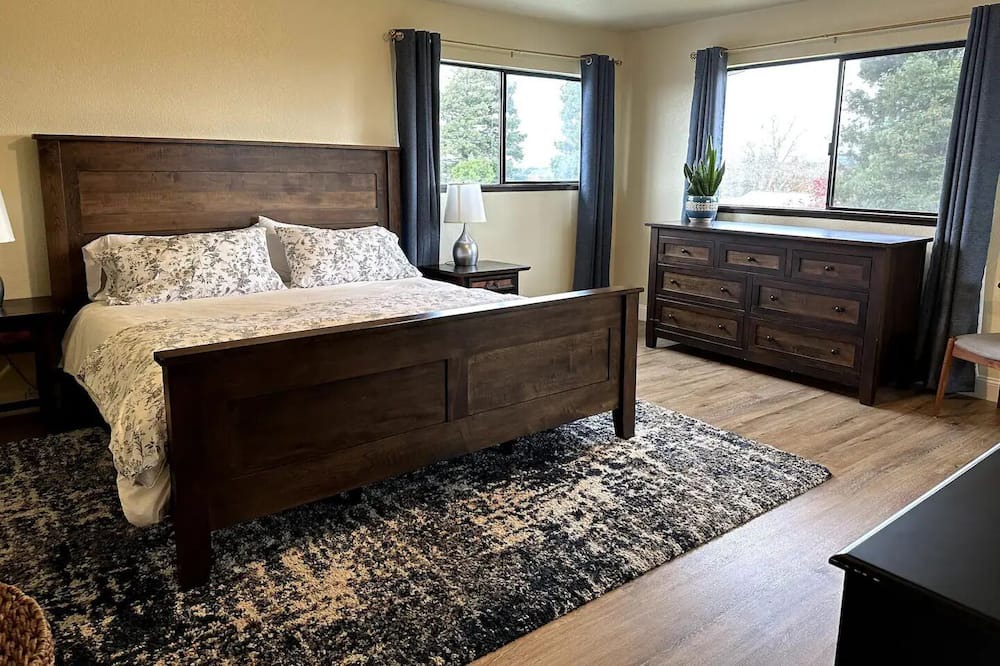 Photo of Bedroom in Watsonville