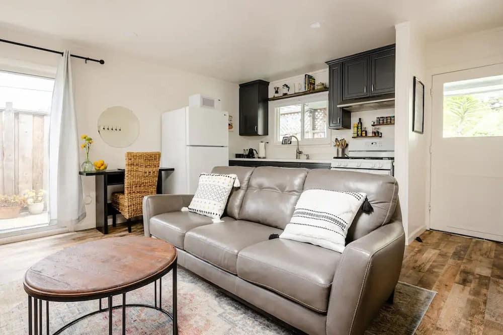 Photo of Livingroom in Opal Cliffs