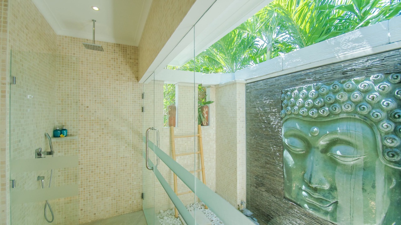 Photo of Bathroom in Umeanyar