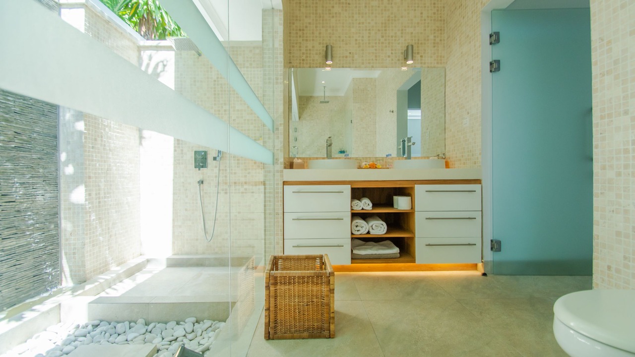 Photo of Bathroom in Umeanyar