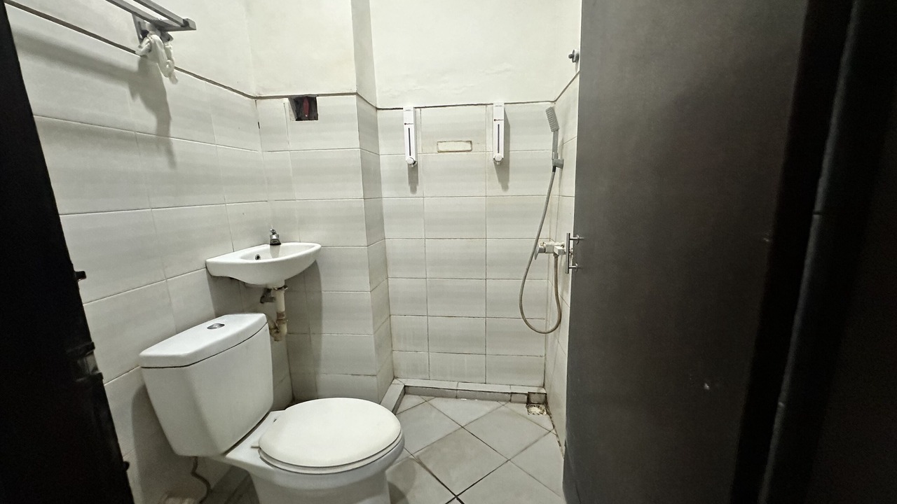 Photo of Bathroom in Cokroaminto