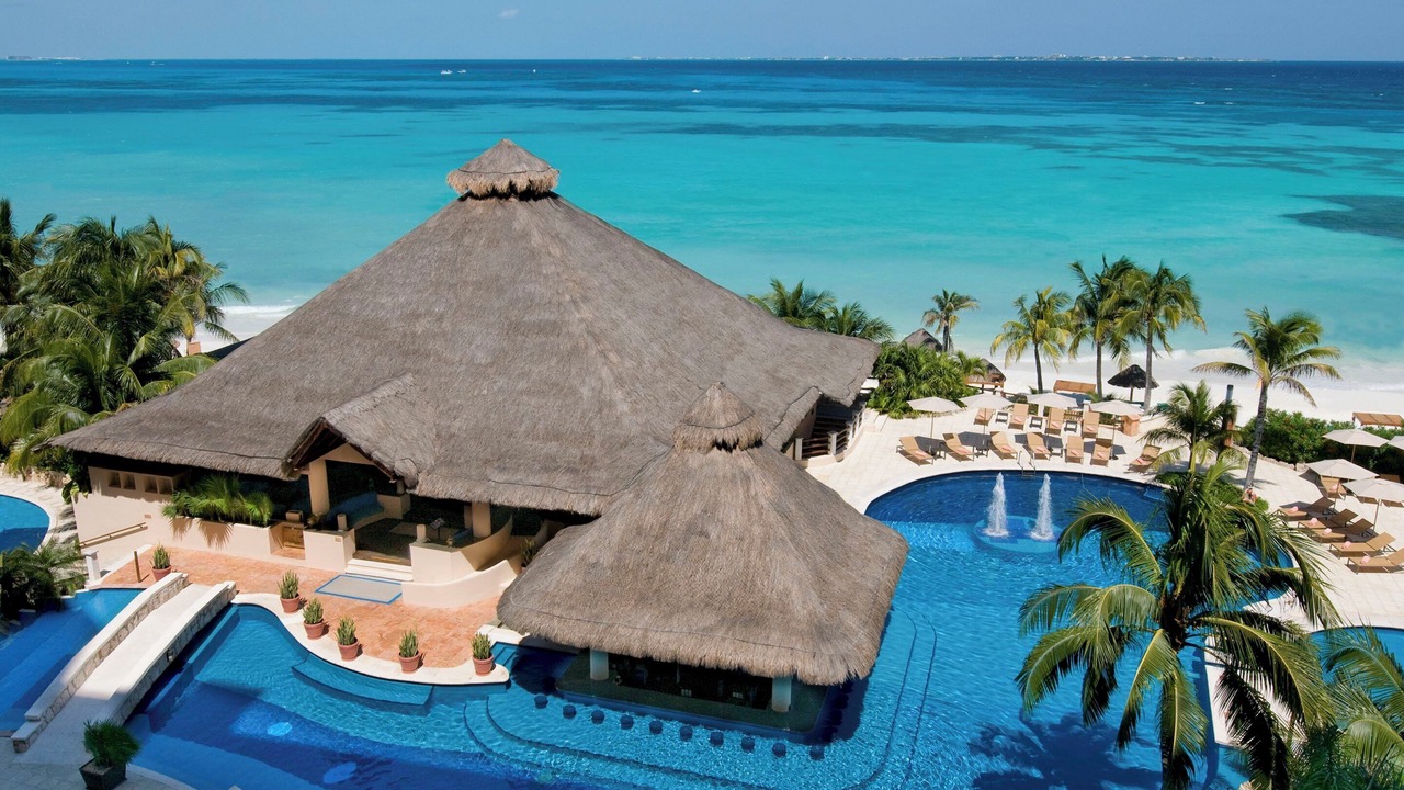 Photo of Others in Punta Cancun