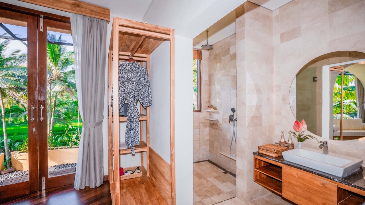 Photo of Bathroom in Sambahan