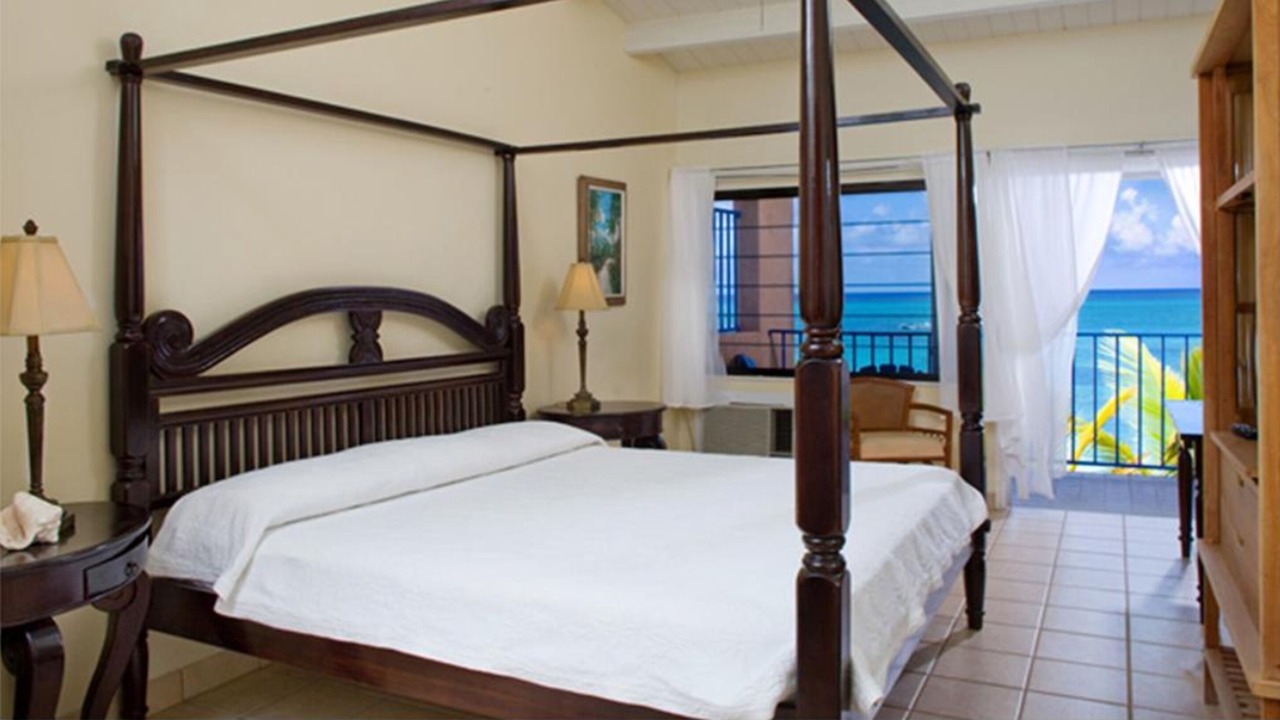 Photo of Bedroom in Cockburn Town