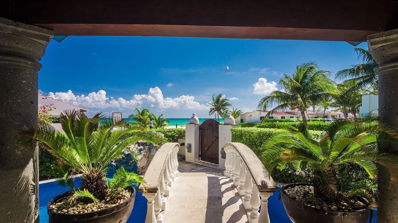 Photo of Outdoor in Playacar Beach