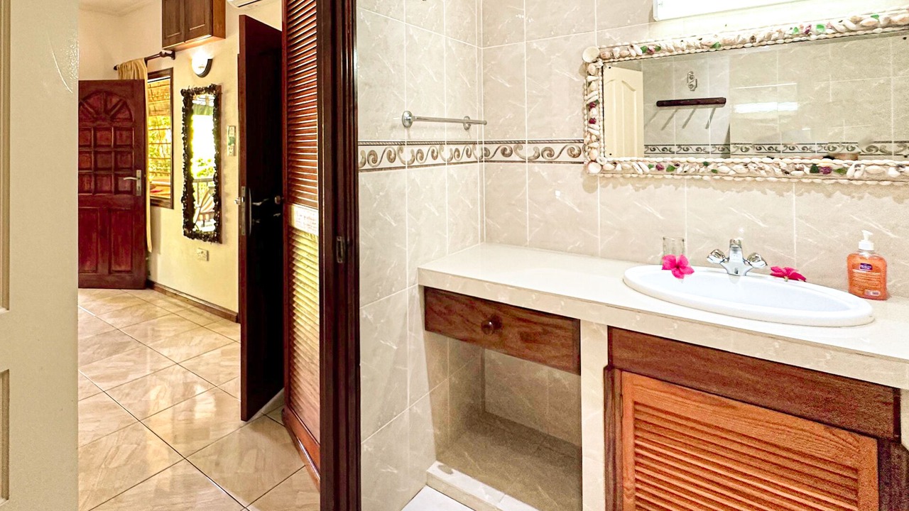 Photo of Bathroom in La Passe