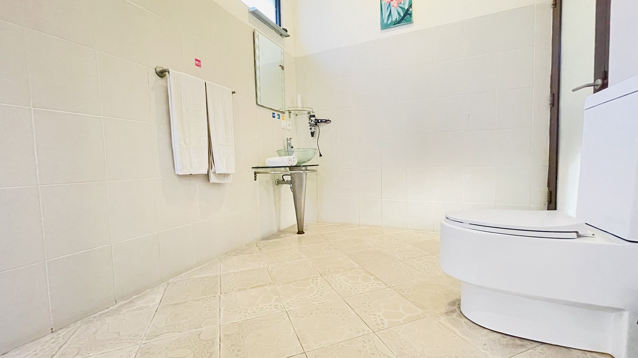 Photo of Bathroom in Sengkidu