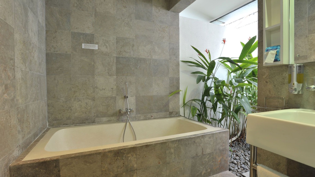 Photo of Bathroom in Dyanapura