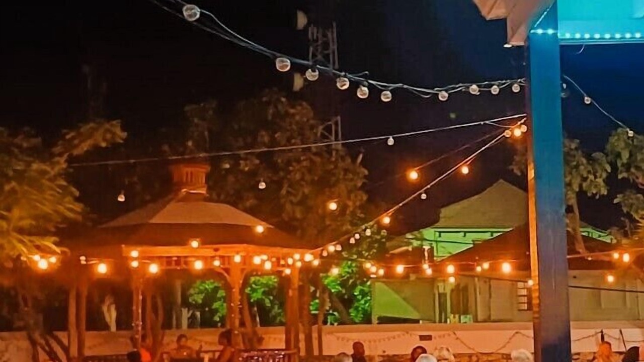 Photo of Patio Balcony in Cockburn Town