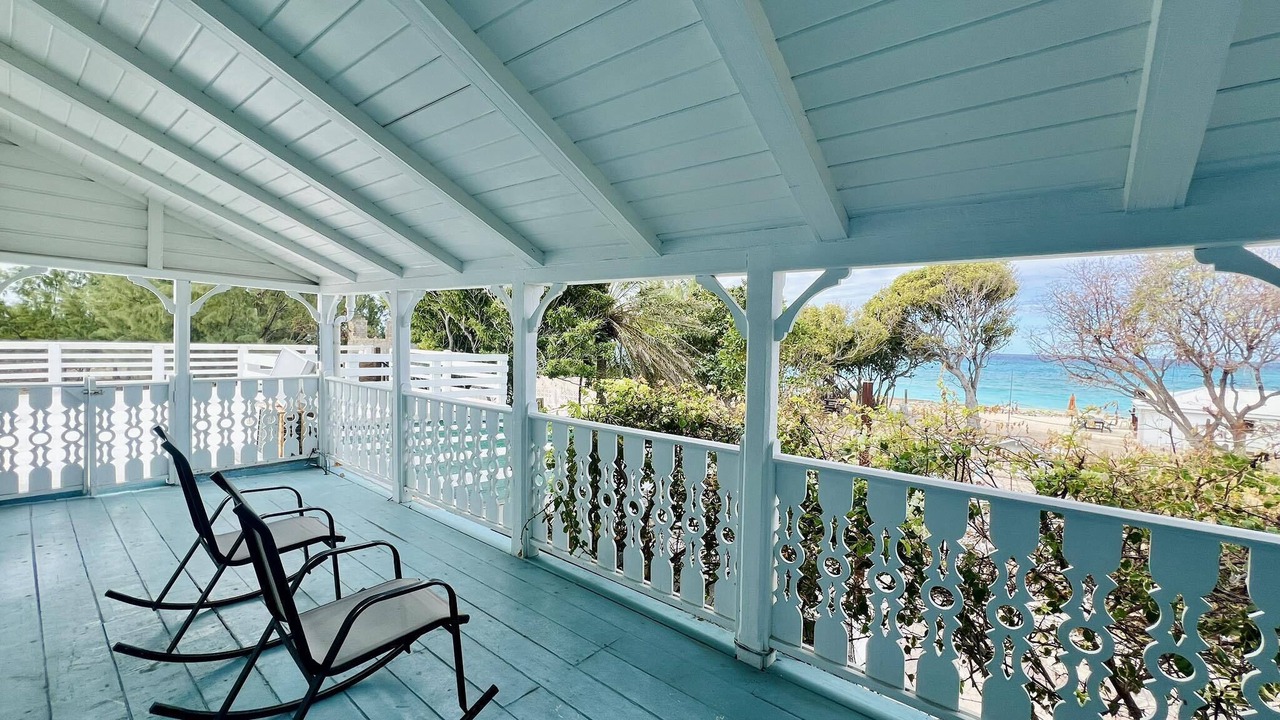 Photo of Patio Balcony in Cockburn Town