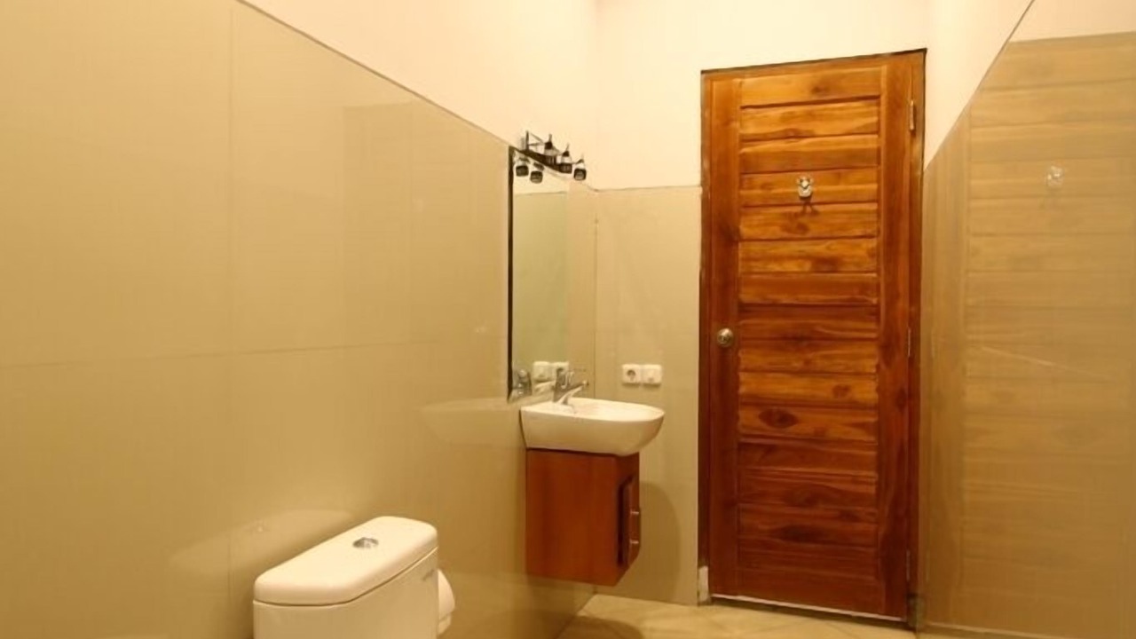 Photo of Bathroom in Kaliasem