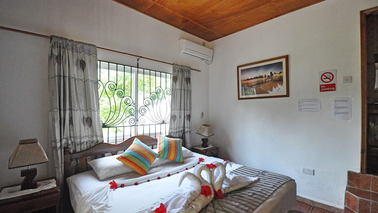 Photo of Bedroom in Praslin Island