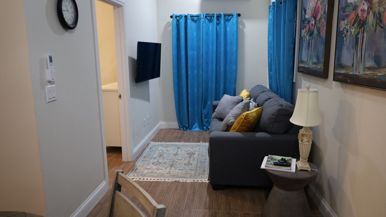Photo of Livingroom in Blue Hills