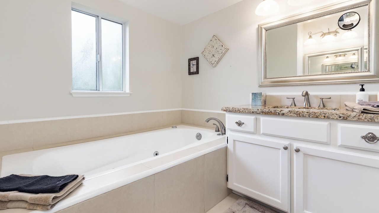 Photo of Bathroom in Beach Hill - Beach Flats