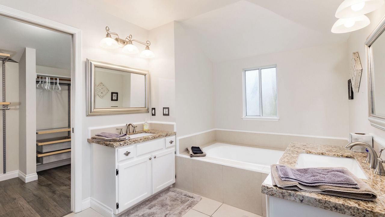 Photo of Bathroom in Beach Hill - Beach Flats