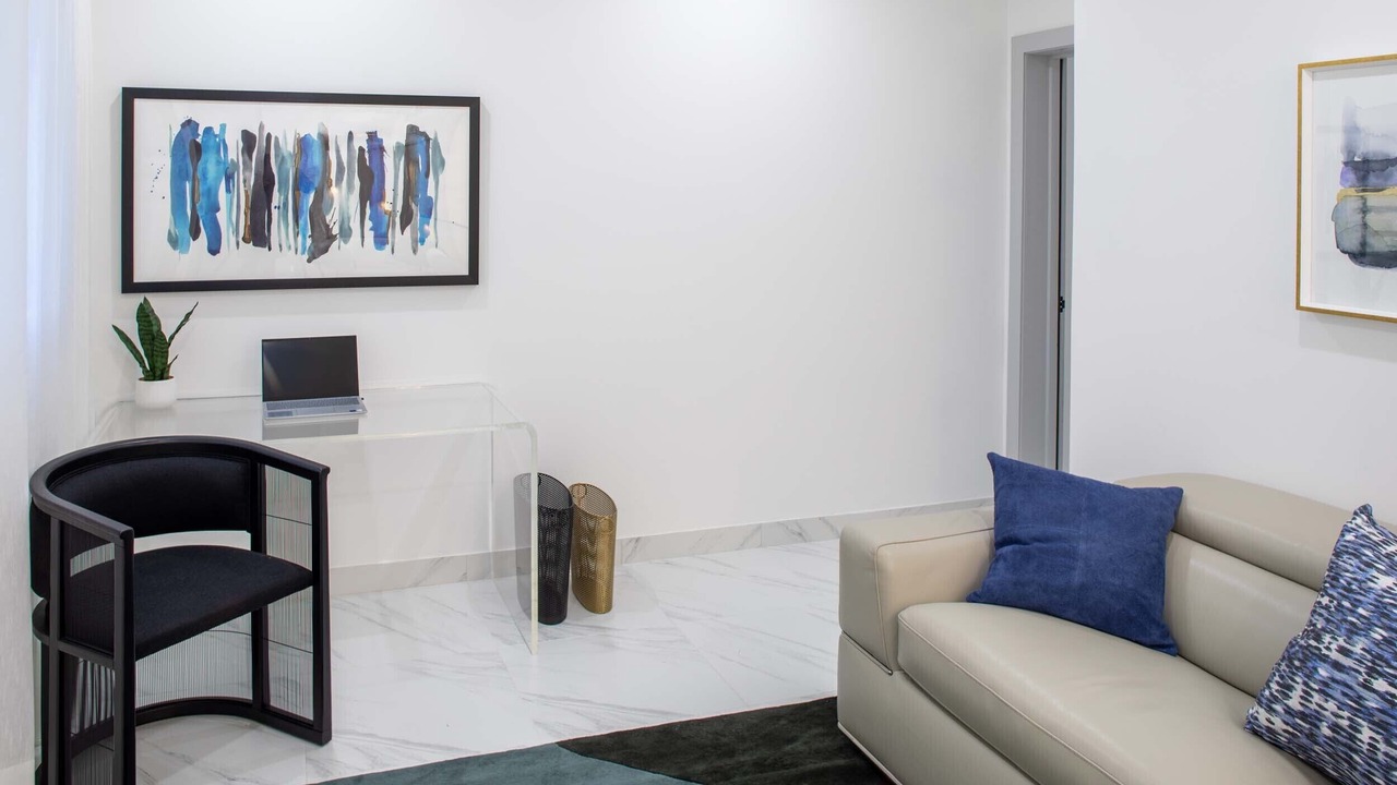 Photo of Livingroom in Discovery Bay