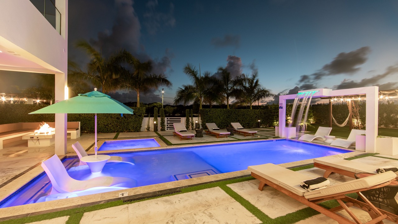 Photo of Outdoor in Discovery Bay