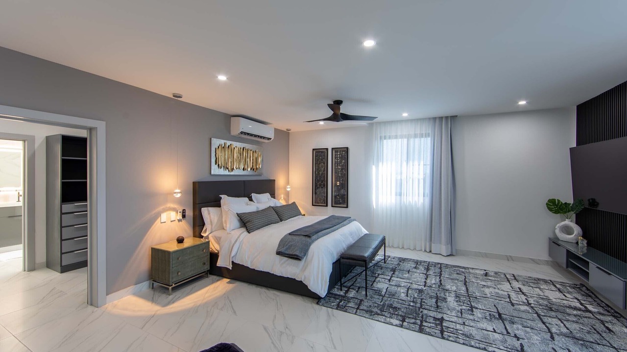 Photo of Bedroom in Discovery Bay
