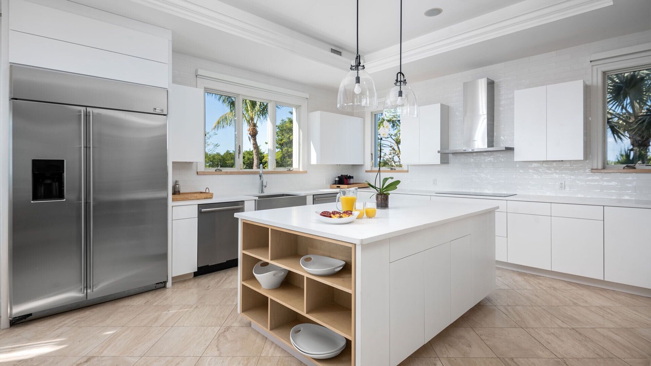 Photo of Kitchen in Long Bay Hills